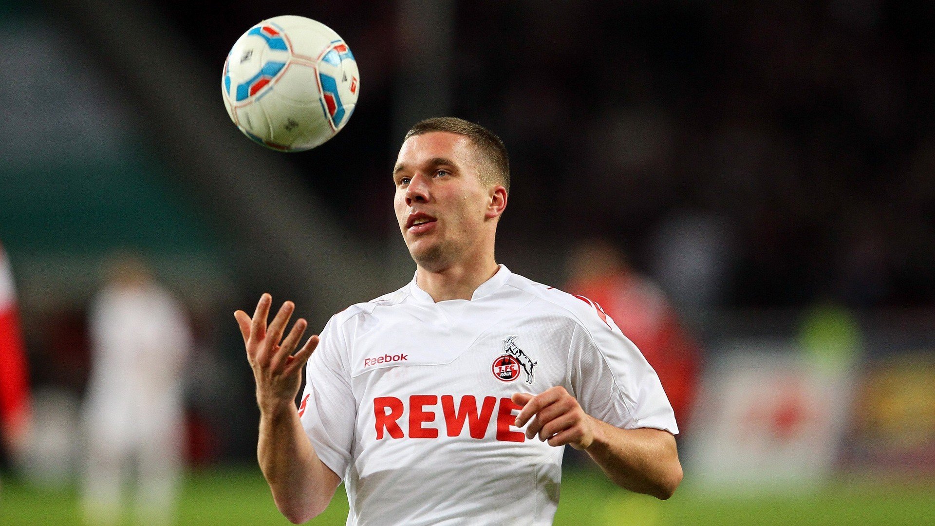 日本NHK：瑞士队的冷静与技术令人敬佩，足球瑞士队